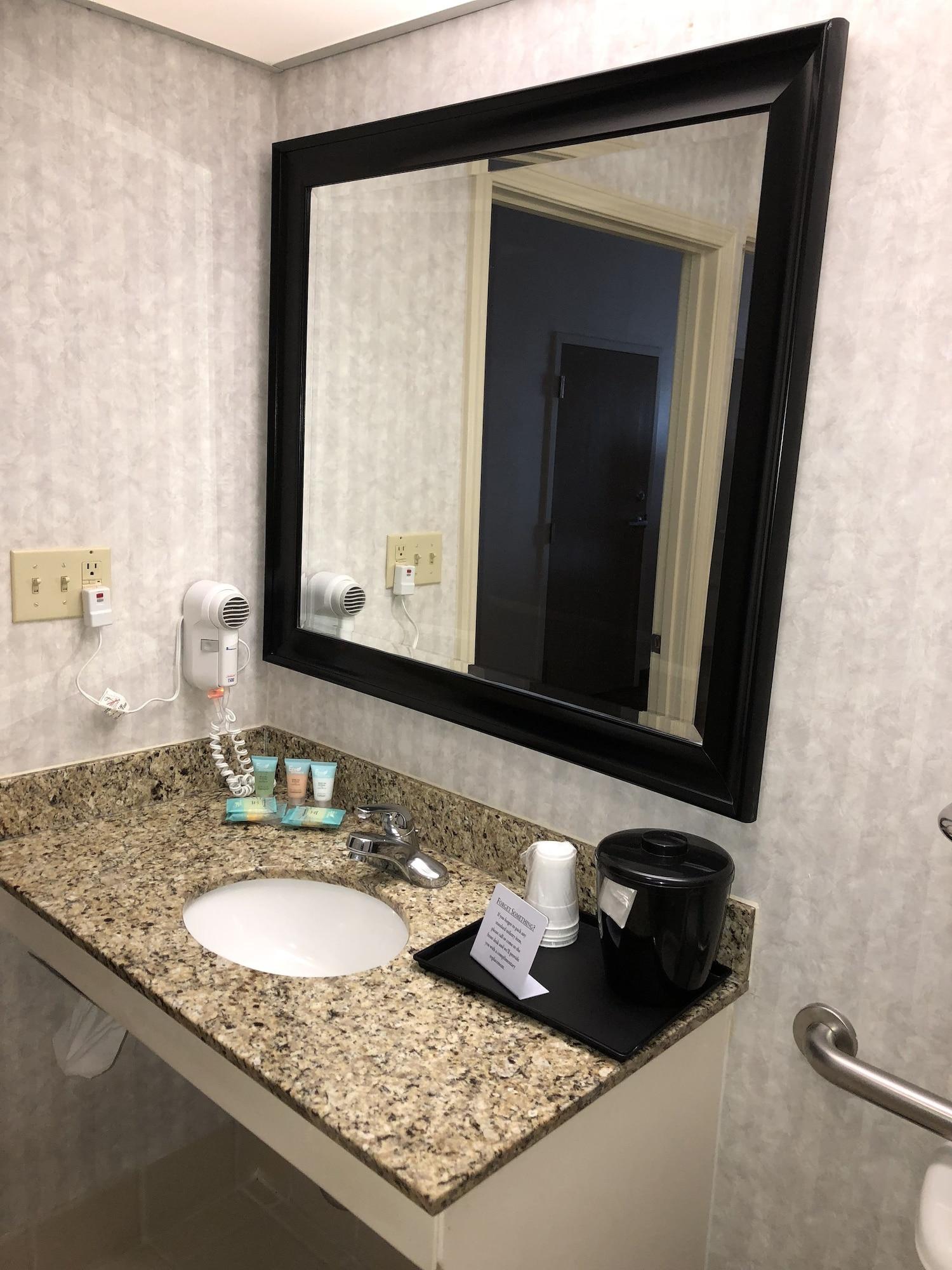 Millennium Inn Ellisville 外观 照片