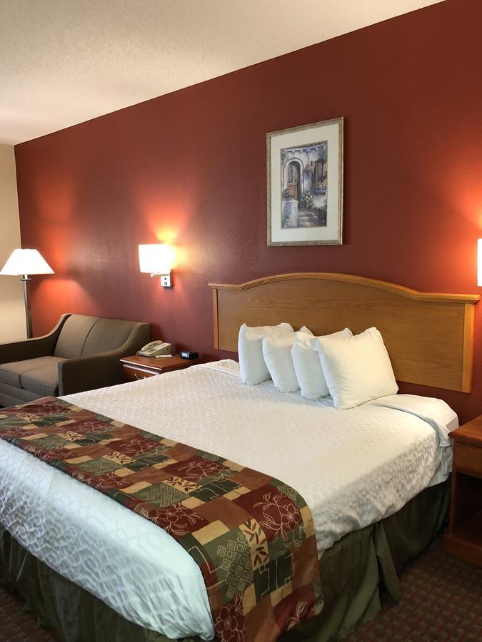 Millennium Inn Ellisville 外观 照片