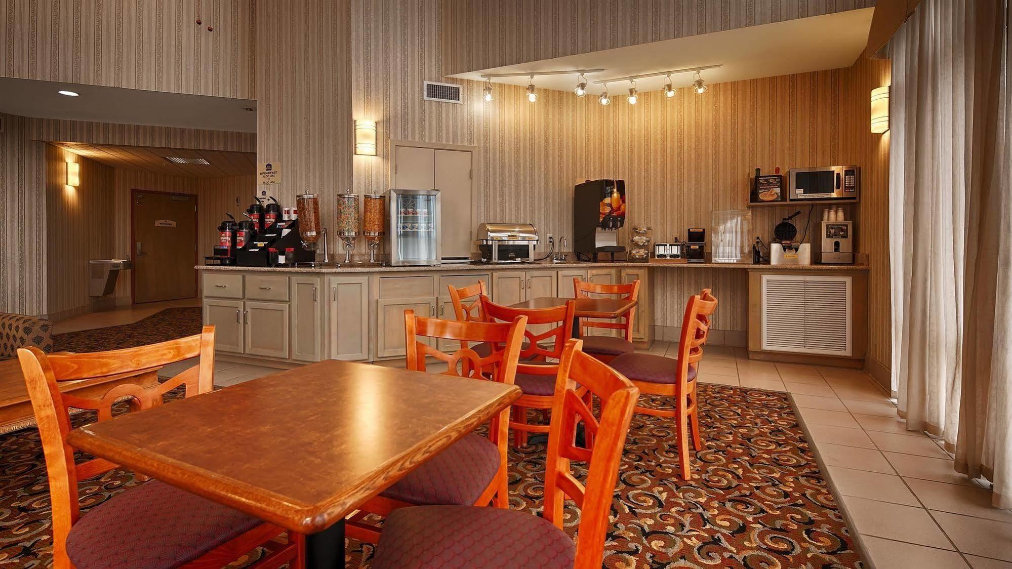 Millennium Inn Ellisville 外观 照片