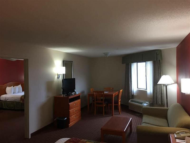 Millennium Inn Ellisville 外观 照片